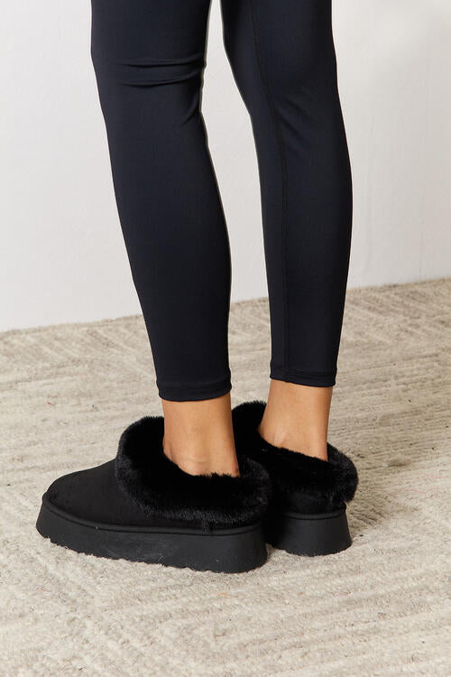 Legend Footwear Furry Chunky Platform Ankle Boots/Slippers