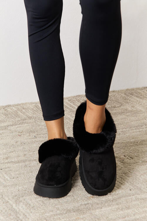 Legend Footwear Furry Chunky Platform Ankle Boots/Slippers